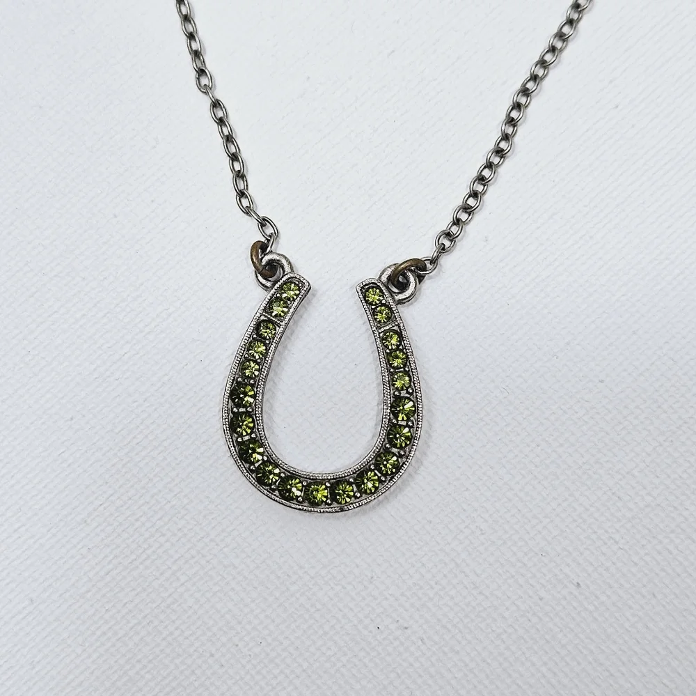 Tommassini Horseshoe gem stone necklace Bohemian cottagecore